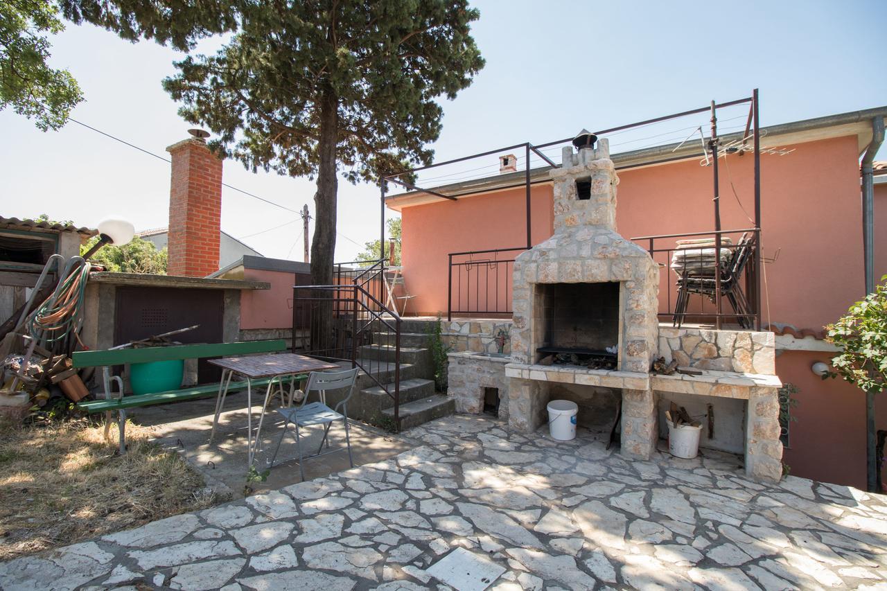 נובי ווינודולסקי Apartments Josip By The Sea מראה חיצוני תמונה